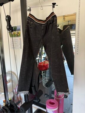 Women’s Black Jeans with Striped Elastic Waistband